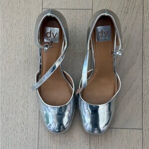 DV by Dolce Vita Silver Metallic Platform Heels
